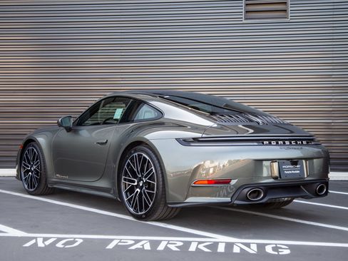 Used 2026 Porsche 911 Carrera S RWD image 3