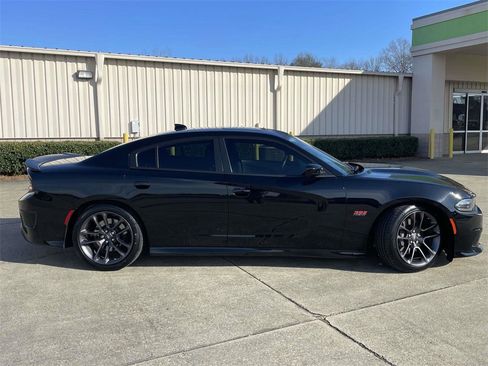 Used 2023 Dodge Charger Scat Pack w/ Plus Group image 2
