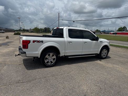Used 2020 Ford F150 Lariat w/ Equipment Group 502A Luxury AWD/4WD image 13