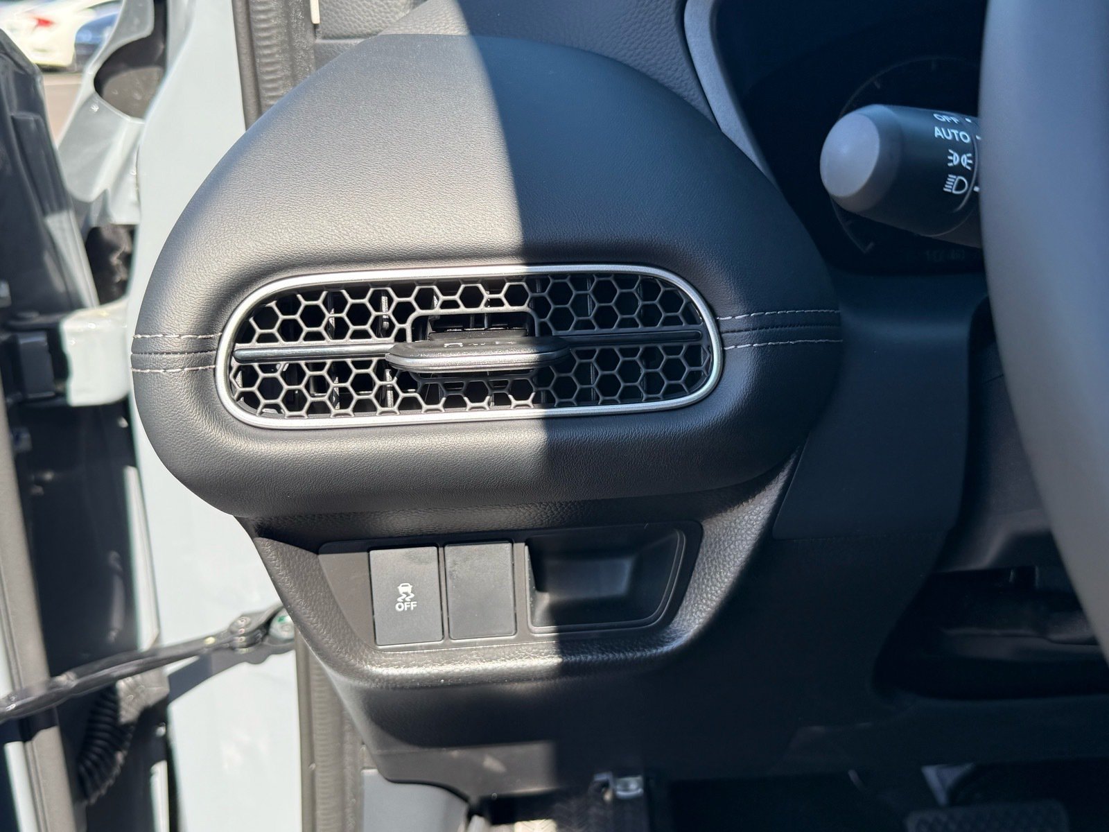 New 2027 Honda HR-V EX-L image 15
