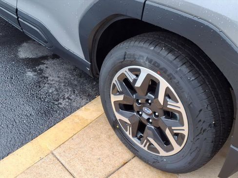 Used 2026 Subaru Forester Premium image 27