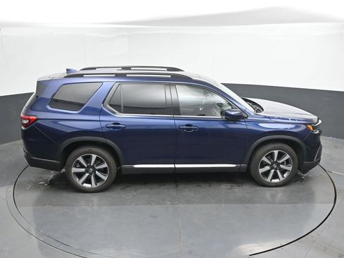 Used 2023 Honda Pilot Elite image 43