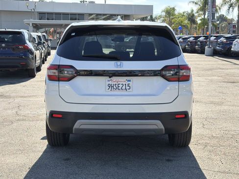 Used 2023 Honda Pilot EX-L image 4