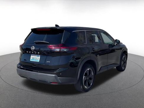 Used 2025 Nissan Rogue SV AWD/4WD image 27