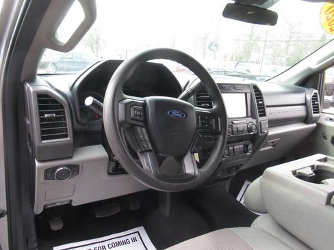 Used 2020 Ford F250 XL w/ STX Appearance Package image 17