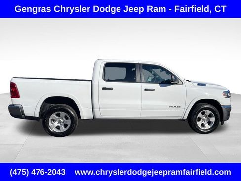 Used 2025 RAM 1500 Big Horn AWD/4WD image 8