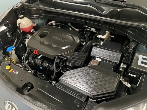 Used 2022 Kia Sportage EX FWD image 16