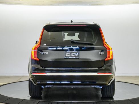 Certified 2025 Volvo XC90 B5 Core w/ Protection Package Premier AWD/4WD image 3