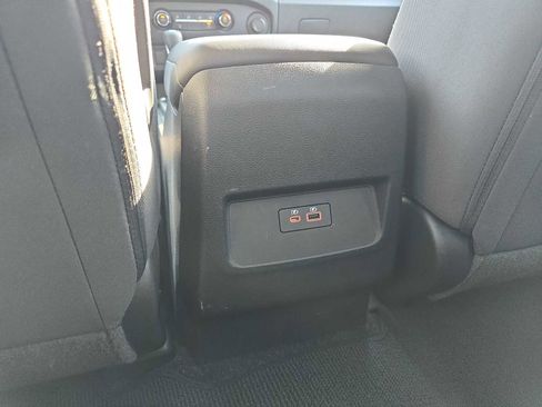 Used 2023 Nissan Frontier SV image 20