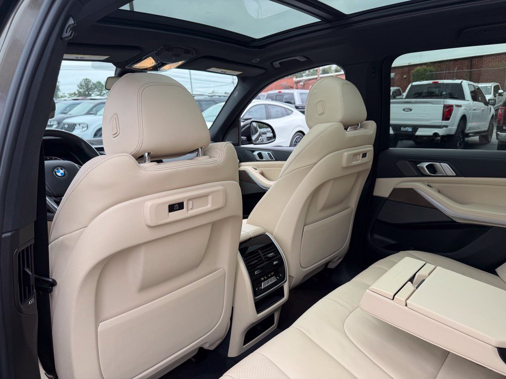 Used 2021 BMW X5 xDrive40i w/ Premium Package AWD/4WD image 25