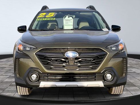Certified 2025 Subaru Outback Limited image 3