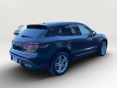 Used 2022 Porsche Macan Sport Edition w/ Premium Package Plus image 7