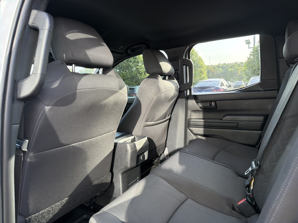Used 2025 Toyota Tacoma SR5 AWD/4WD image 12