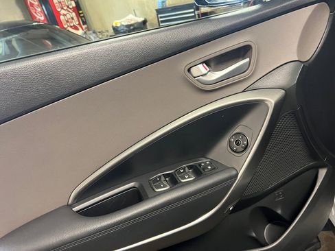 Used 2017 Hyundai Santa Fe Sport image 36