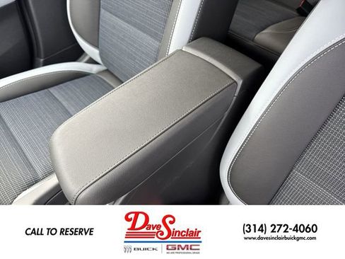 New 2026 Buick Envista Sport Touring w/ Convenience II Package FWD image 20