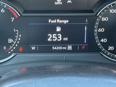 Certified 2023 Cadillac XT4 Premium Luxury image 25