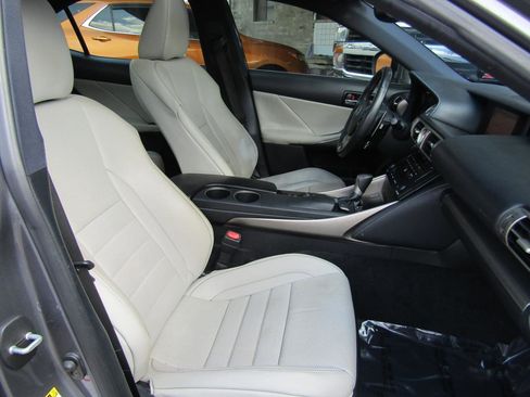Used 2014 Lexus IS 250 w/ F-Sport Package image 12