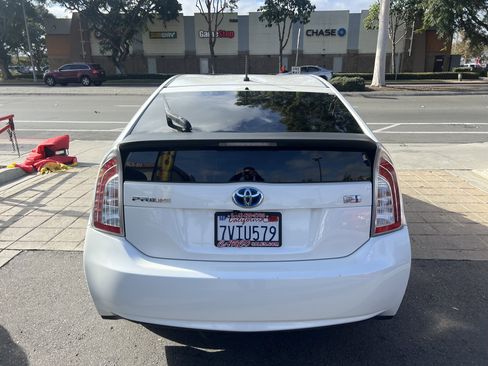 Used 2013 Toyota Prius Two image 7