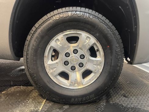 Used 2002 Chevrolet Avalanche 4x4 w/ Off-Road Suspension Pkg image 31