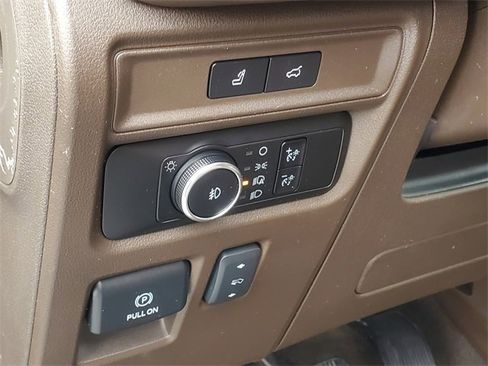 Used 2023 Ford Expedition Max King Ranch image 13