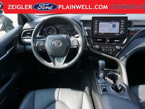 Used 2022 Toyota Camry SE w/ Cold Weather Package AWD/4WD image 12