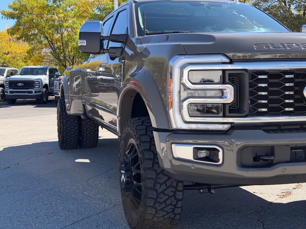 Used 2026 Ford F450 Platinum w/ Platinum Plus Package AWD/4WD image 12