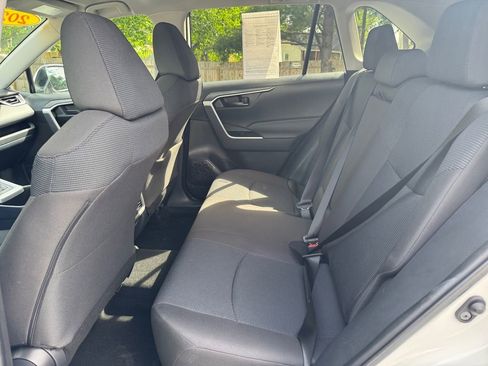 Used 2023 Toyota RAV4 LE FWD image 18