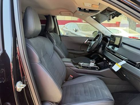 Used 2025 Mitsubishi Outlander SE FWD image 30
