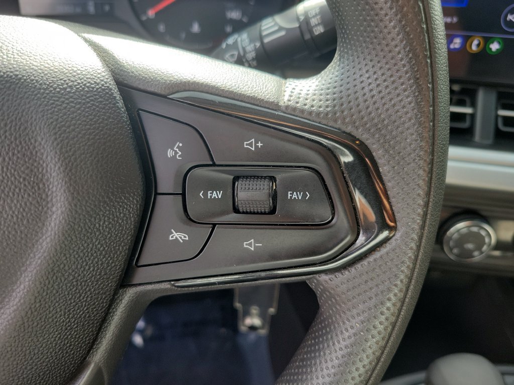 Used 2026 Chevrolet Trax LS FWD image 19