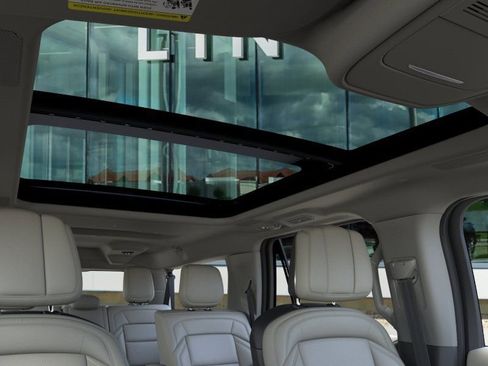 New 2026 Lincoln Navigator L Reserve AWD/4WD image 22