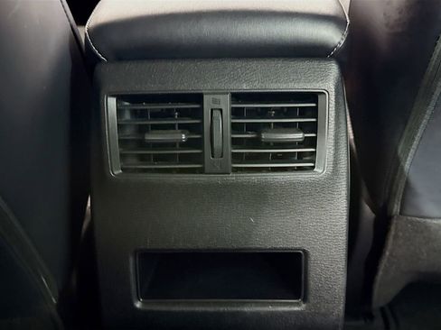 Used 2023 Mitsubishi Outlander SE FWD image 24