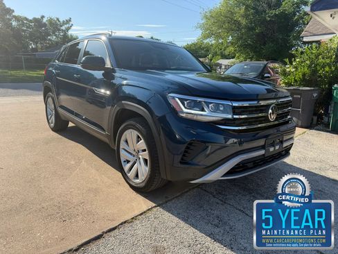 Used 2020 Volkswagen Atlas Cross Sport SE AWD/4WD image 1