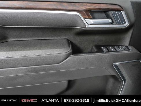 Used 2025 GMC Sierra 1500 SLT AWD/4WD image 6