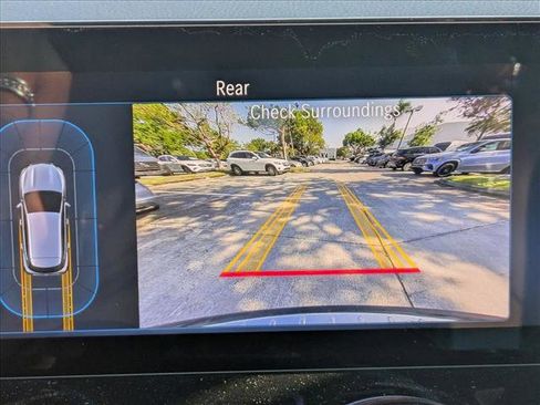 Used 2025 Mercedes-Benz GLA 250 image 11