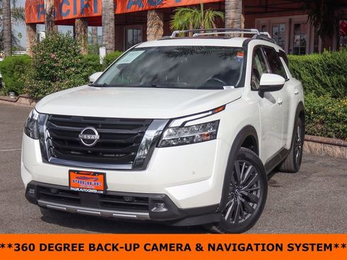 Used 2022 Nissan Pathfinder SL w/ SL Premium Package image 4
