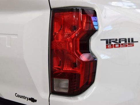 New 2026 Chevrolet Colorado Trail Boss AWD/4WD image 19