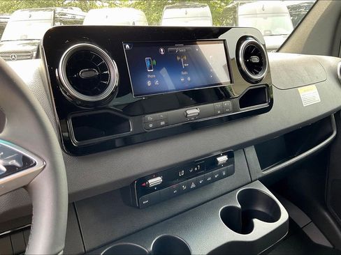 New 2025 Mercedes-Benz Sprinter 144 Cargo image 6