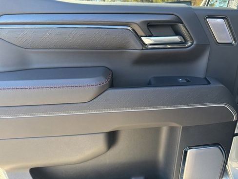 Used 2024 GMC Sierra 1500 AT4X image 30