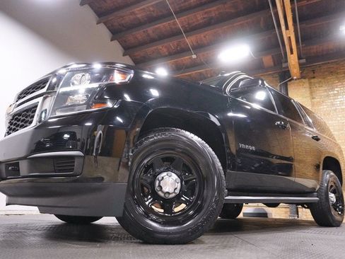 Used 2019 Chevrolet Tahoe 4WD w/ Skid Plate Package image 3