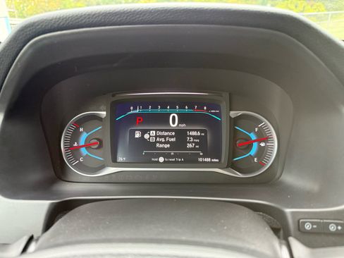 Used 2022 Honda Pilot Sport image 38