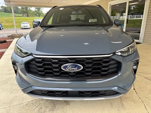 Used 2023 Ford Escape ST-Line Elite w/ Premium Technology Package AWD/4WD image 12