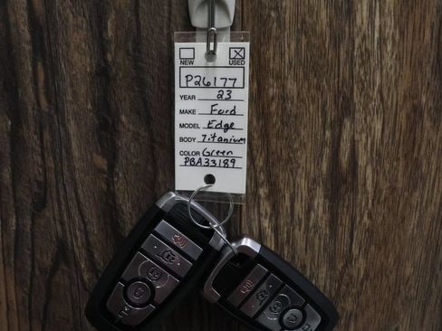 Used 2023 Ford Edge Titanium w/ Class II Trailer Tow Package AWD/4WD image 37