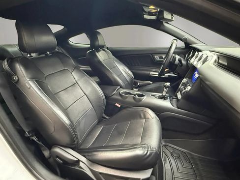 Used 2017 Ford Mustang Premium RWD image 13