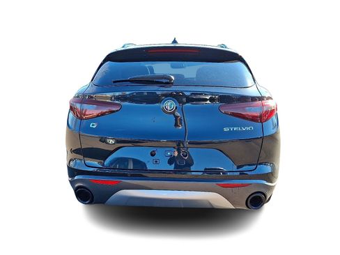 Used 2022 Alfa Romeo Stelvio Ti image 5