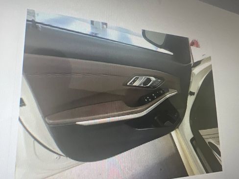 Used 2019 BMW 330i xDrive Sedan w/ Convenience Package AWD/4WD image 13