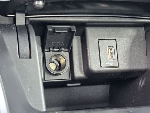 Used 2019 Honda Accord LX image 18