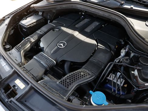 Used 2016 Mercedes-Benz GLE 400 4MATIC image 58