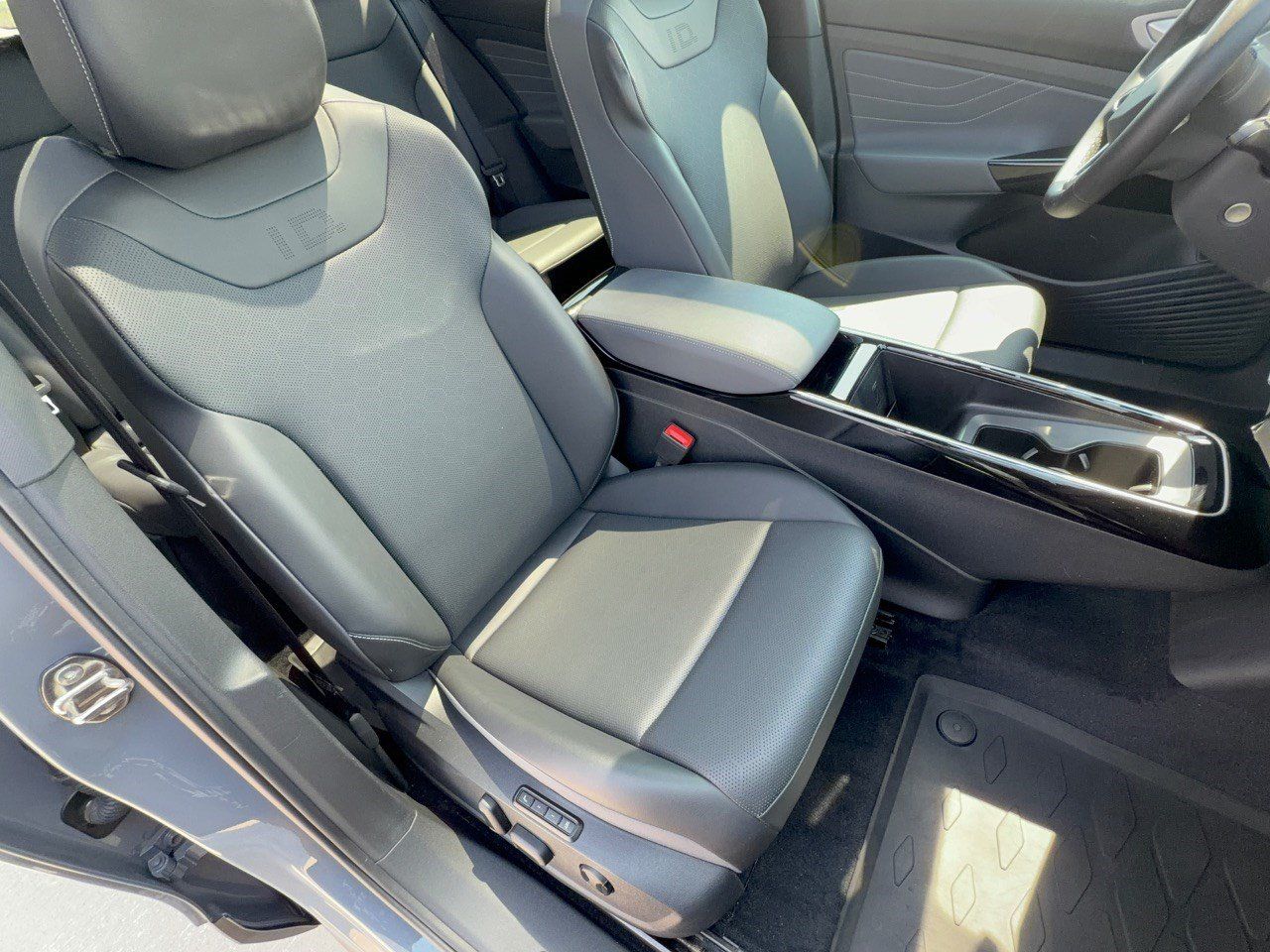 Certified 2023 Volkswagen ID.4 Pro S RWD image 30