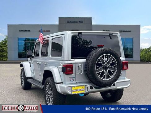 Used 2024 Jeep Wrangler High Altitude AWD/4WD image 4