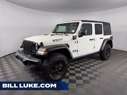 Used 2023 Jeep Wrangler Unlimited w/ 8.4" Radio Group